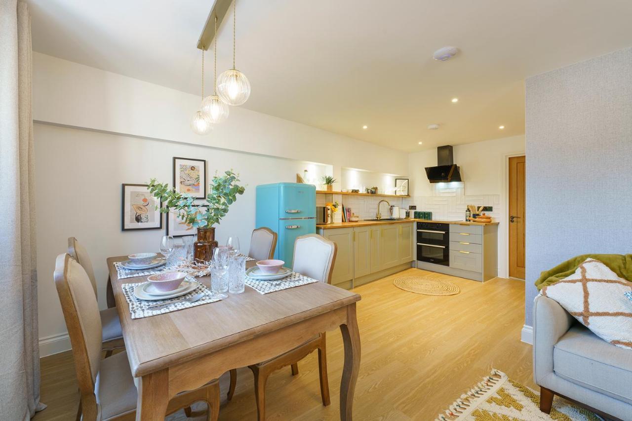 Evergreen - 2 Bed Luxury Apartment By Mint Stays Bristol Exterior foto